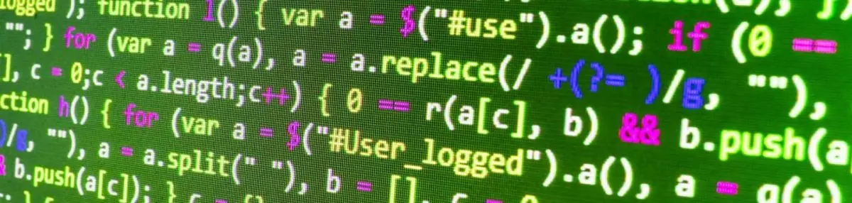 codice di sviluppo software su fondo verde