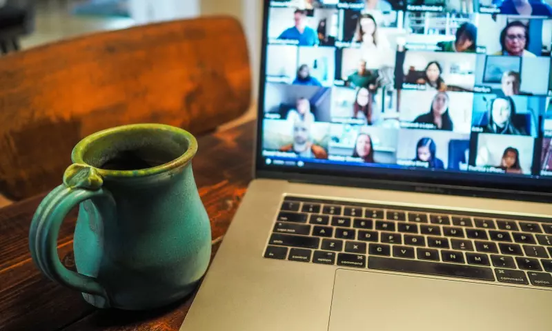 La netiquette delle videocall: regole di comportamento | Davide Carbonini