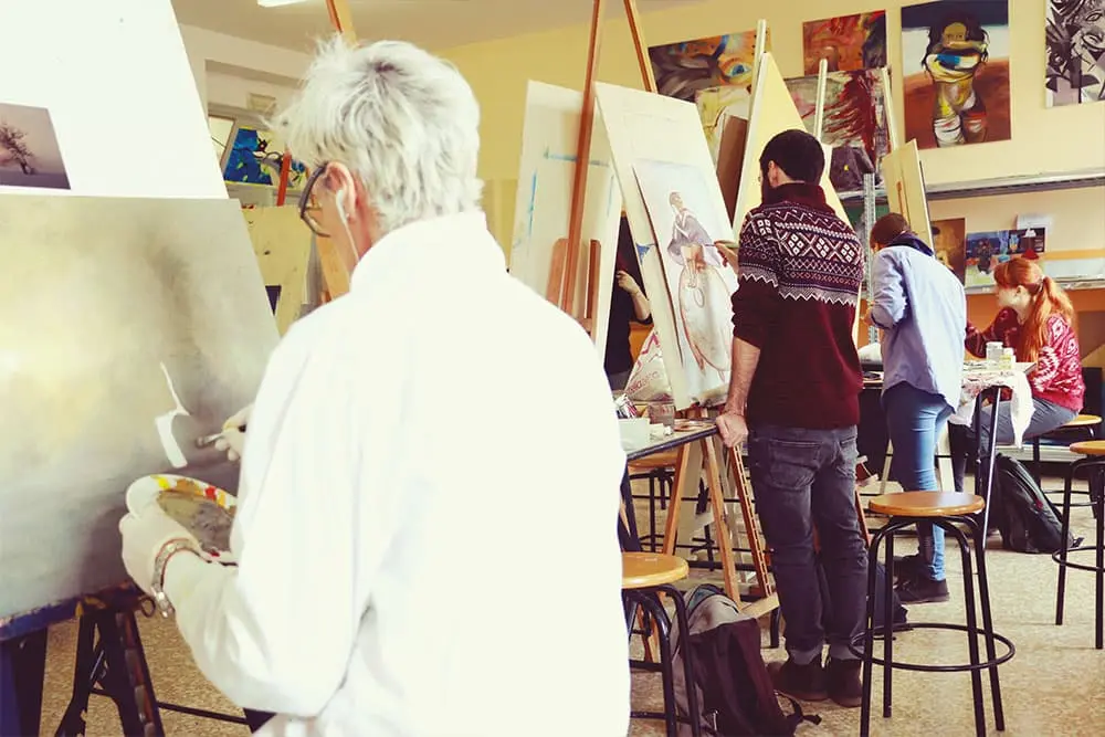 ASB\COMUNICAZIONE - Hdemia Sociale & Edu Expertise